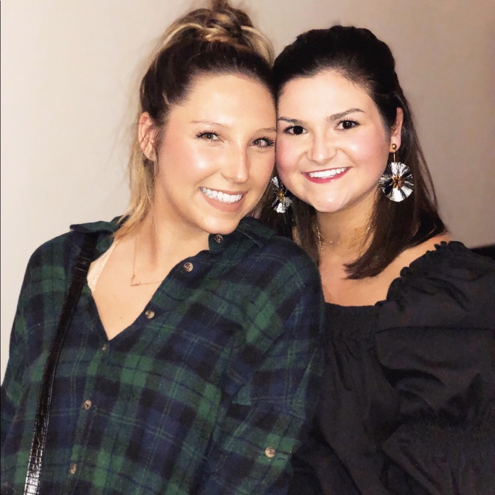 Meet your Posher, Mae